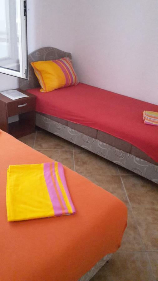 Apartments Music Sutomore Bagian luar foto