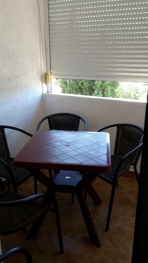 Apartments Music Sutomore Bagian luar foto