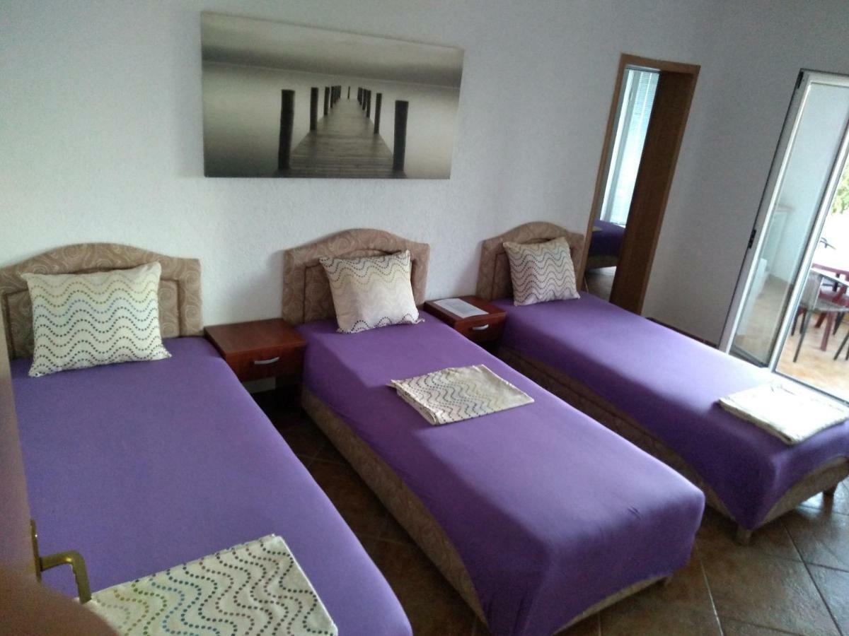 Apartments Music Sutomore Bagian luar foto