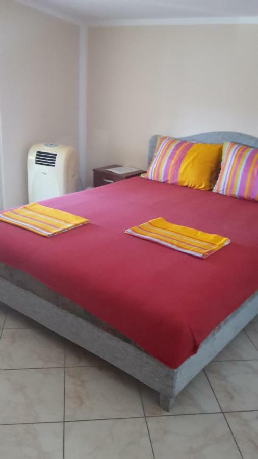 Apartments Music Sutomore Bagian luar foto