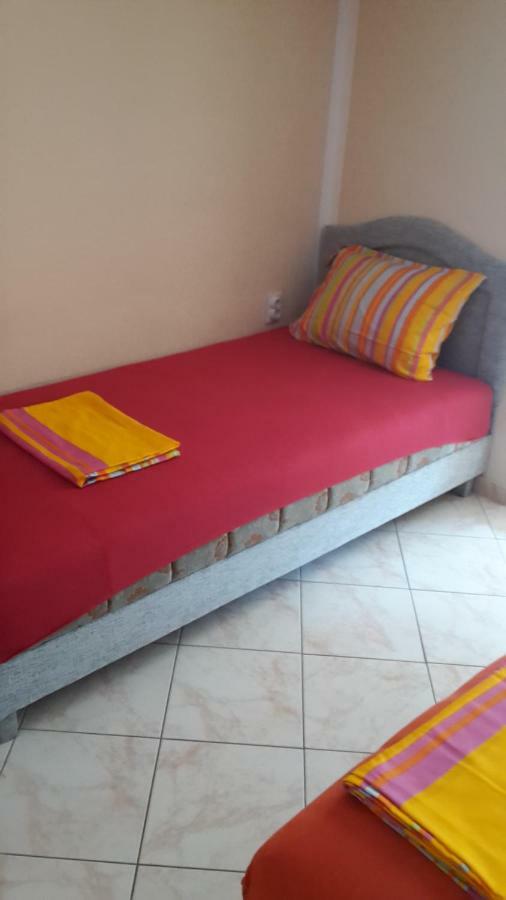 Apartments Music Sutomore Bagian luar foto