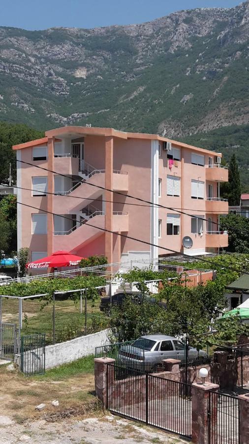Apartments Music Sutomore Bagian luar foto
